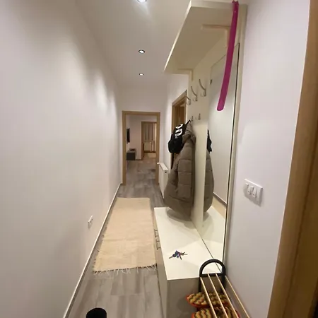 Astra Stan 아파트 크랄레보