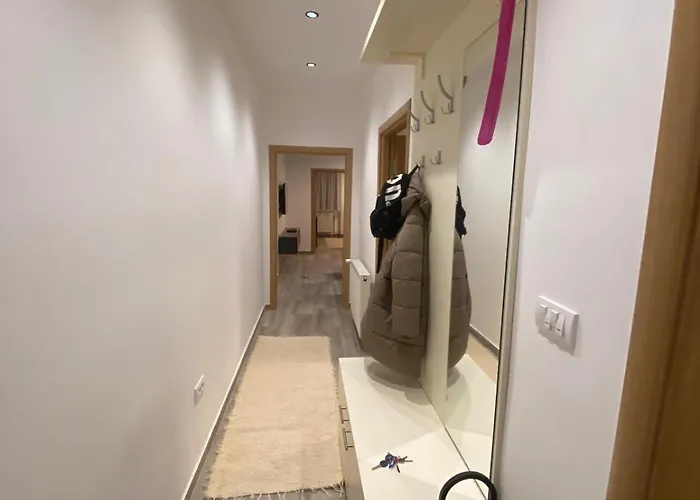 Astra Stan Lejlighed Kraljevo